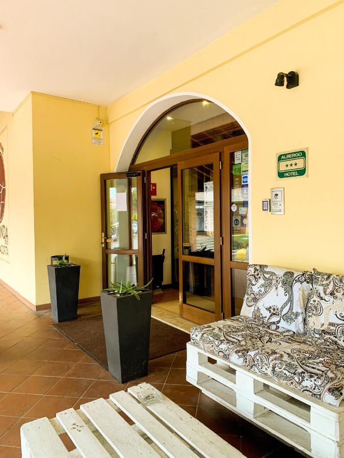 Hotel La Locanda Della Franciacorta Corte Franca Luaran gambar