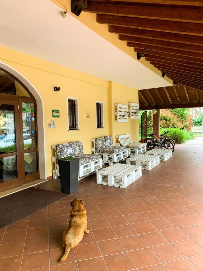 Hotel La Locanda Della Franciacorta Corte Franca Luaran gambar
