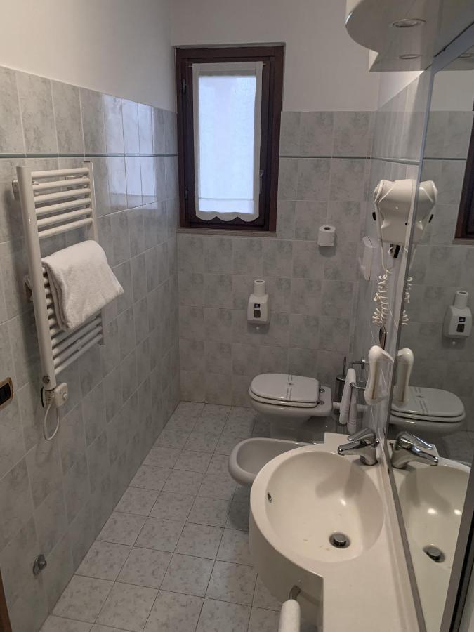 Hotel La Locanda Della Franciacorta Corte Franca Luaran gambar