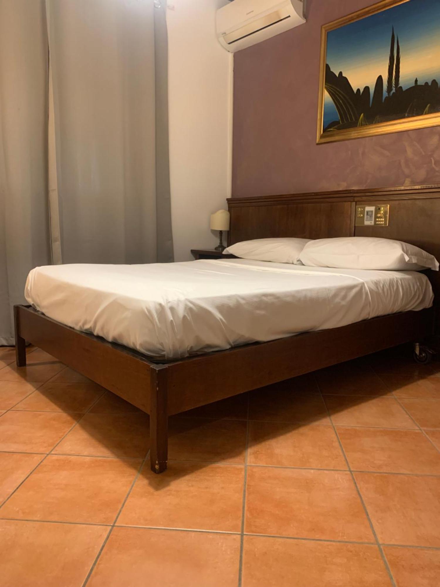 Hotel La Locanda Della Franciacorta Corte Franca Luaran gambar