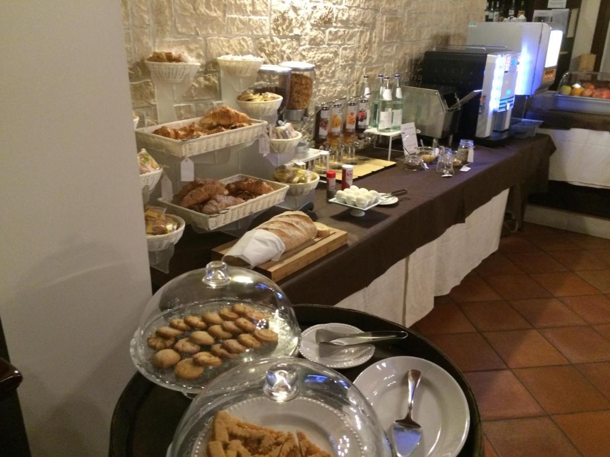Hotel La Locanda Della Franciacorta Corte Franca Luaran gambar